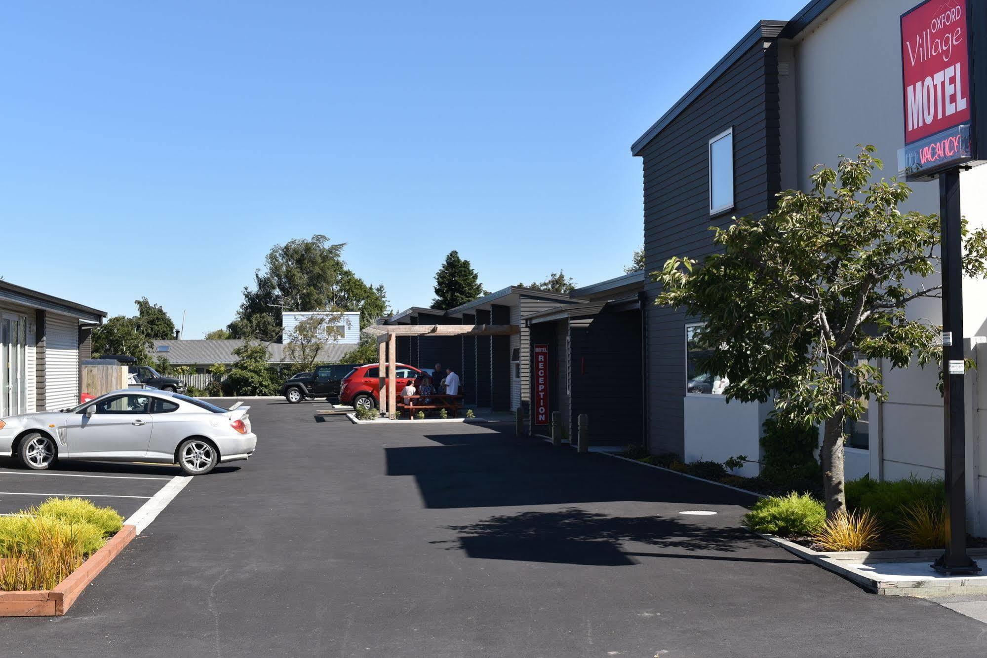 Oxford Village Motels Εξωτερικό φωτογραφία